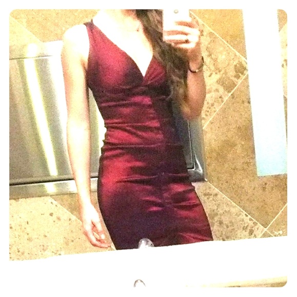 Dresses & Skirts - Maroon Mermaid Gown